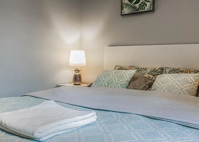 Oaza W Centrum Wroclawia アパート